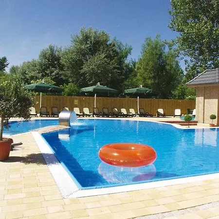 F995 At Wulfener Hals, Fehmarn