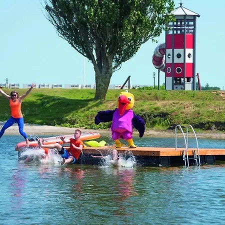 F995 At Wulfener Hals, Fehmarn Feriehus *